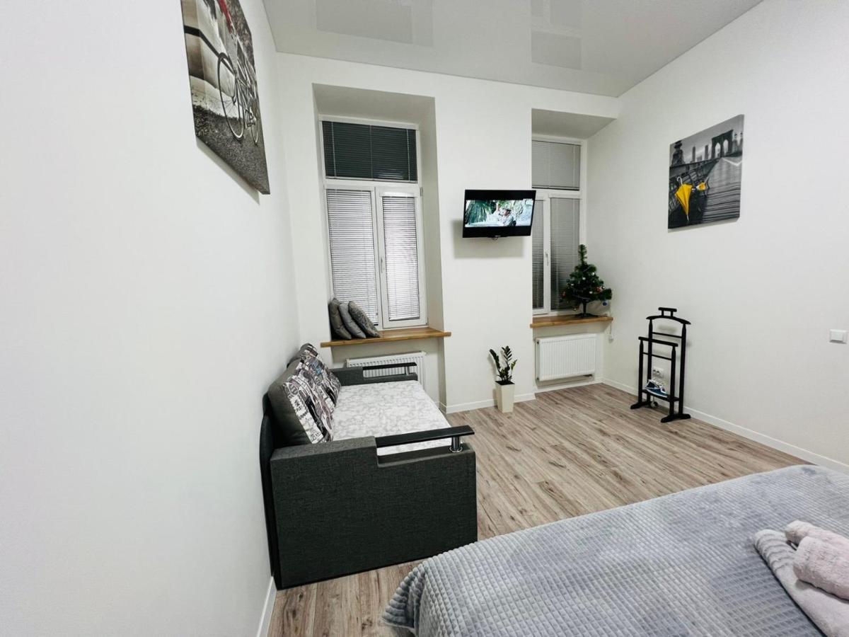 Transfer Apartament І.Franka 59 Lviv Buitenkant foto