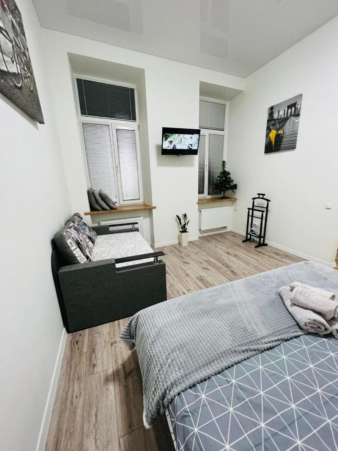 Transfer Apartament І.Franka 59 Lviv Buitenkant foto