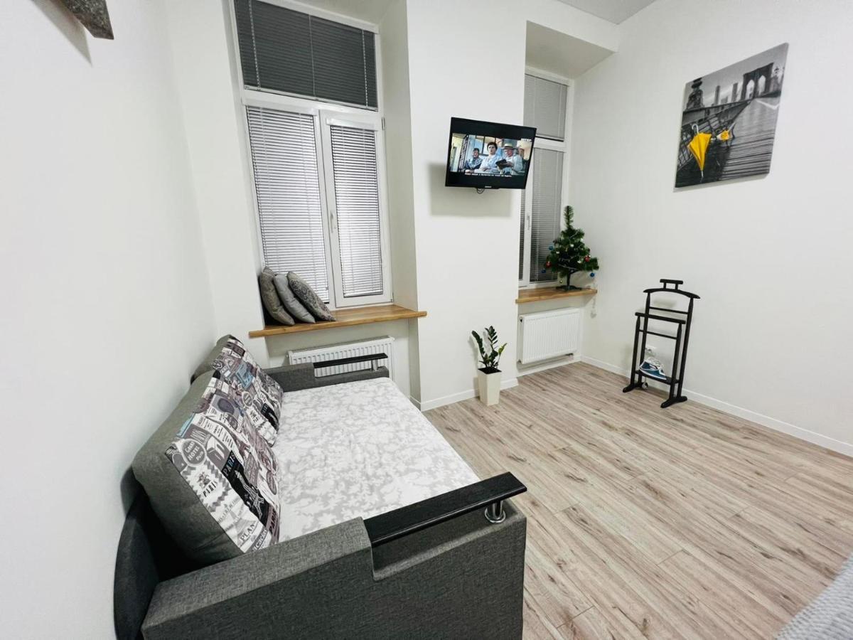Transfer Apartament І.Franka 59 Lviv Buitenkant foto