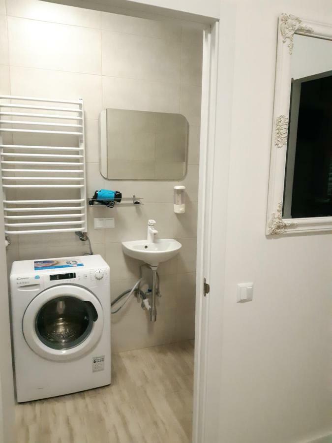 Transfer Apartament І.Franka 59 Lviv Buitenkant foto