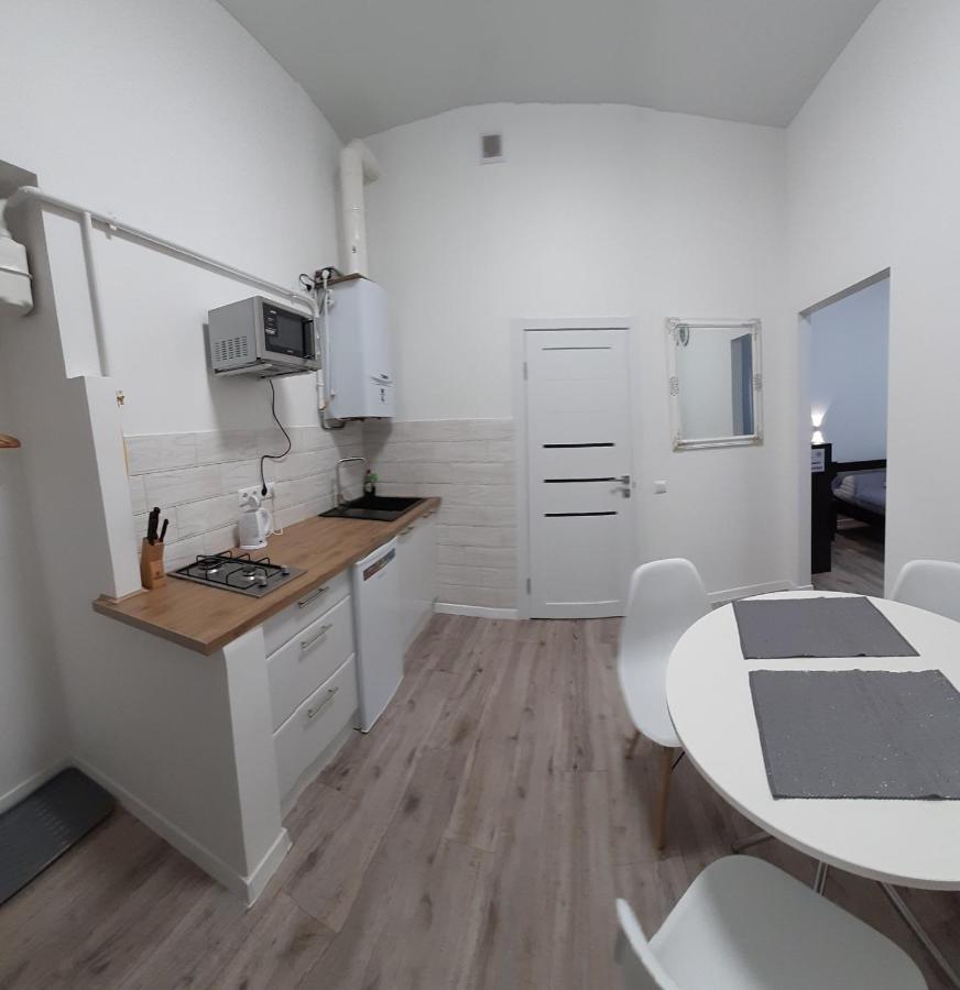 Transfer Apartament І.Franka 59 Lviv Buitenkant foto